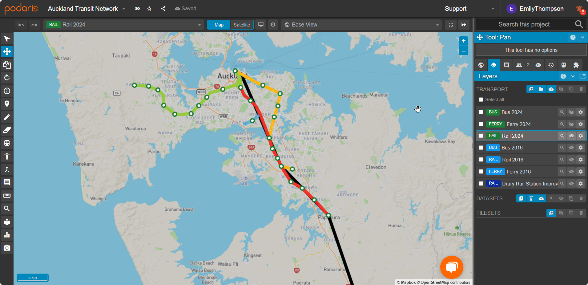 Colouring service paths by attribute